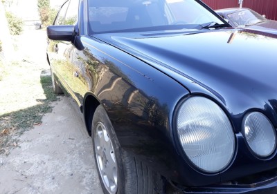 Мерседес w210 E23 - купить Верхних Кузлах