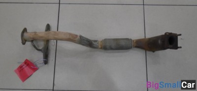 Приемная труба глушителя от Volkswagen Jetta 5 2005-2011 - купить Верхних Кузлах