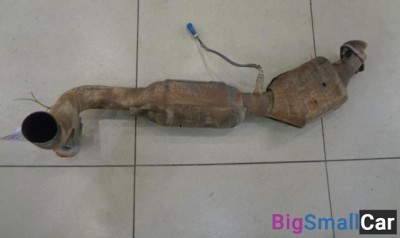 Приемная труба глушителя от Lincoln Navigator 2002-2006 - купить Верхних Кузлах