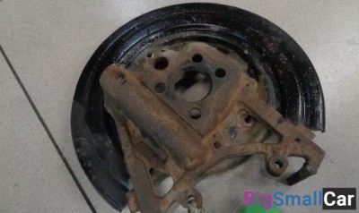 Кулак поворотный задний левый от Chrysler PT Cruiser 2000-2010 - купить Верхних Кузлах