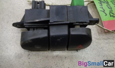 Блок кнопок от Mitsubishi Mirage 4 1991-1995 - купить Верхних Кузлах
