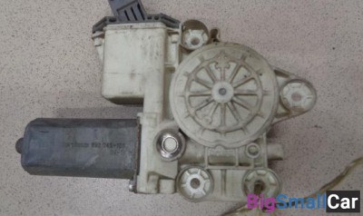 Моторчик стеклоподъемника задний правый от Toyota Avensis 2 2003-2009 - купить Верхних Кузлах