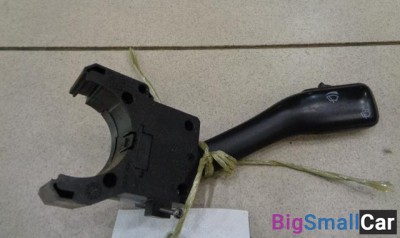 Переключатель стеклоочистителей от Volkswagen Passat B5 1996-2005 - купить Верхних Кузлах