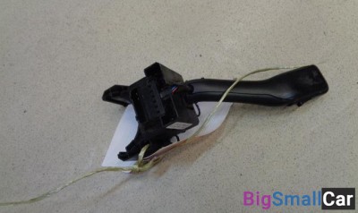 Переключатель стеклоочистителей от Volkswagen Jetta 4 1998-2005 - купить Верхних Кузлах