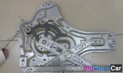 Стеклоподъемник электр. задний правый (щитовой) от Kia Cerato 2004-2008