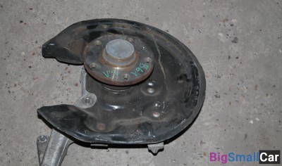 Цапфа задняя левая фольксваген пассат б6 - купить Верхних Кузлах