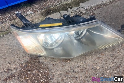 Фара правая ксенон аутлендер 2008 - купить Верхних Кузлах