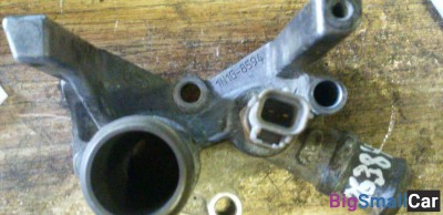 Корпус термостата Fusion 2002-2012, Focus II 2005-2008, Fiesta 1995-2000, C-MAX 2003-2011 б/у