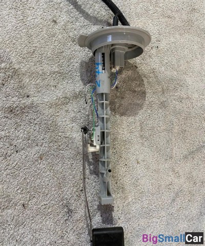 Насос топливный Chevrolet Captiva 2.0 - купить Верхних Кузлах