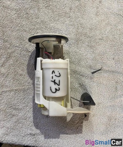 Насос топливный Тойота Камри 55 Toyota Camry 55 - купить Верхних Кузлах