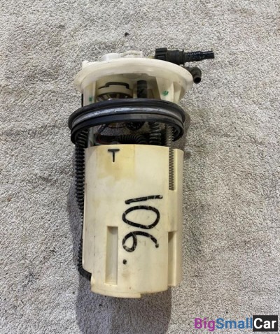 Насос топливный Toyota Avensis - купить Верхних Кузлах