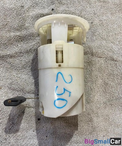 Насос топливный NissanAlmera Classic 1.6 - купить Верхних Кузлах