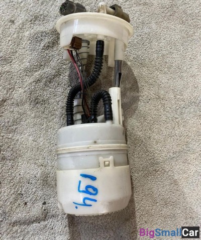 Насос топливный Nissan Qashqai 2008 - купить Верхних Кузлах