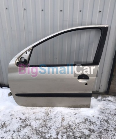 Передняя левая дверь Peugeot 206 1.4 - купить Верхних Кузлах