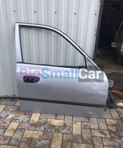 Передняя правая дверь Hyundai Accent - купить Верхних Кузлах